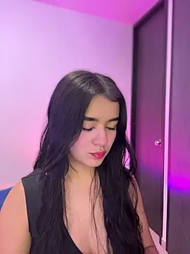 Sophia Wy online show from 04/02/26, 07:37