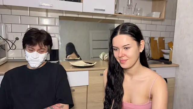 x leon  online show from 05/31/26, 10:21