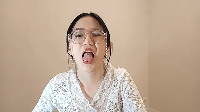 SolvedGlobe online show from 04/13/26, 01:15