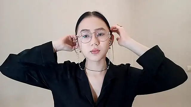 SolvedGlobe online show from 04/25/26, 01:14