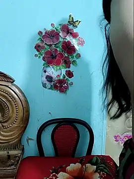 Snapshot of Beauty-3 chatting on 07/06/26, 07:59 Beauty-3 online show from 07/06/26, 07:59