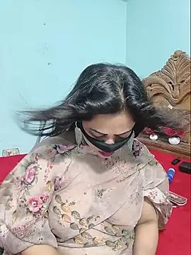 Snapshot of Beauty-3 chatting on 06/21/26, 03:45 Beauty-3 online show from 06/21/26, 03:45