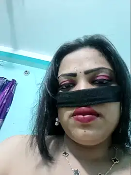 Beauty-3 online show from 04/24/26, 12:45