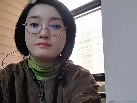 Snapshot of Nana-NN chatting on 03/29/26, 04:36 Nana-NN online show from 03/29/26, 04:36