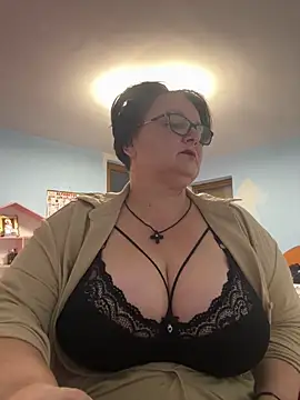 I amArquette online show from 03/18/26, 05:58