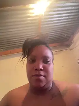 Snapshot of friendlybitch22 chatting on 03/11/26, 07:46 friendlybitch22 online show from 03/11/26, 07:46