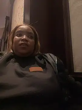 friendlybitch22 online show from 05/26/26, 06:06