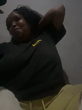 friendlybitch22 online show from 06/12/26, 05:00