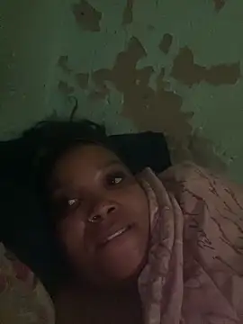 Snapshot of friendlybitch22 chatting on 04/08/26, 03:30 friendlybitch22 online show from 04/08/26, 03:30