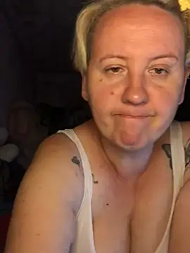 SofiaAmour online show from 06/18/26, 06:35