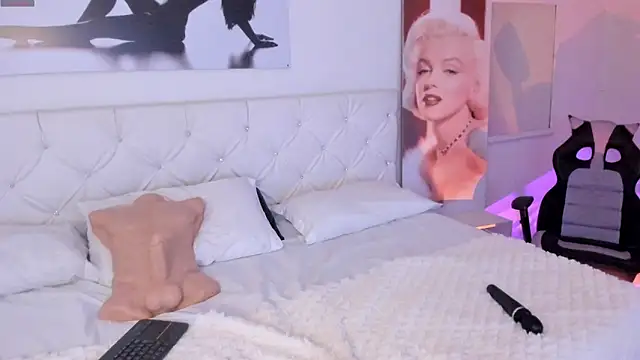 lunalenox online show from 03/19/26, 11:54