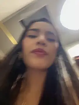 Mia-villalobos online show from 05/10/26, 05:11