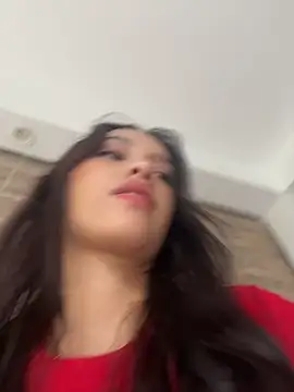 Mia-villalobos online show from 06/03/26, 01:56