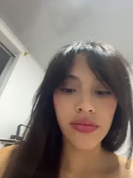 Mia-villalobos online show from 06/09/26, 02:12