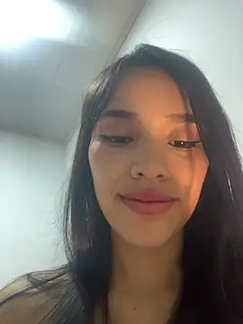 Mia-villalobos online show from 03/29/26, 09:05