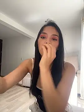 Mia-villalobos online show from 03/04/26, 02:58