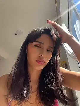 Mia-villalobos online show from 05/01/26, 02:11