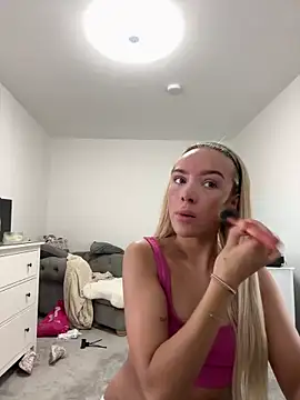 Naughtyblondex online show from 03/18/26, 03:24