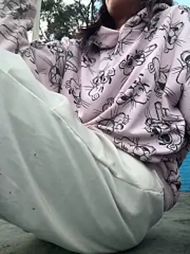 Snapshot of Michelledial chatting on 04/12/26, 11:35 Michelledial online show from 04/12/26, 11:35