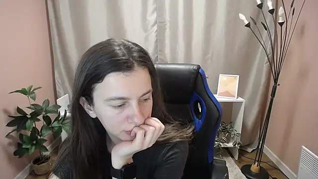 MistyBree online show from 05/29/26, 08:09