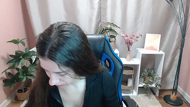 MistyBree online show from 05/04/26, 08:06