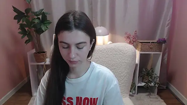 MistyBree online show from 03/12/26, 09:24