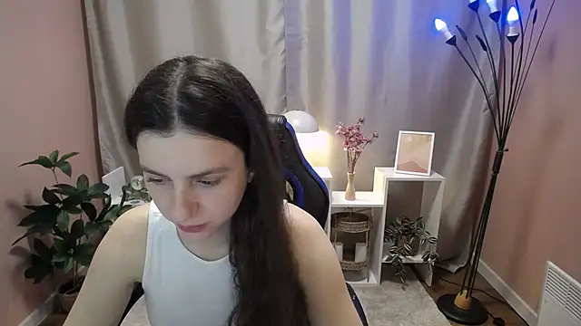 MistyBree online show from 05/25/26, 08:02