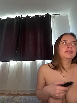adellasweet online show from 04/01/26, 12:17