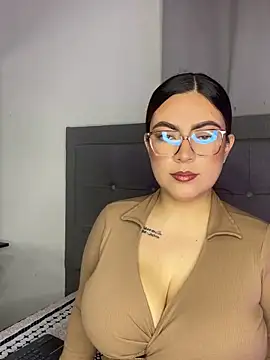 Kiara noirr online show from 03/11/26, 11:37