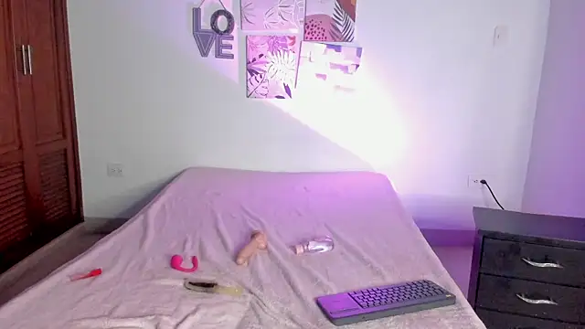 Aylah beckman online show from 04/04/26, 11:39