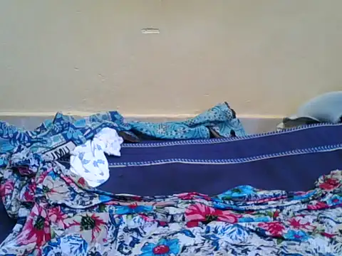 Sweet aura01 online show from 04/12/26, 09:01