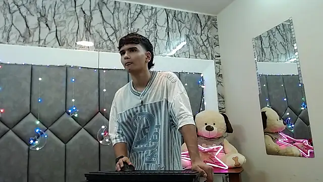 Steve Hotman online show from 03/29/26, 01:24