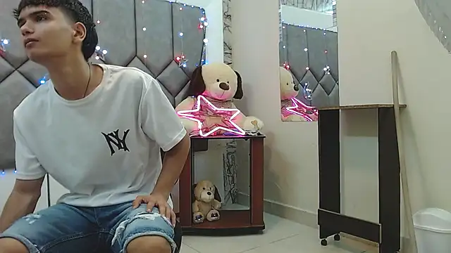 Steve Hotman online show from 04/03/26, 01:17