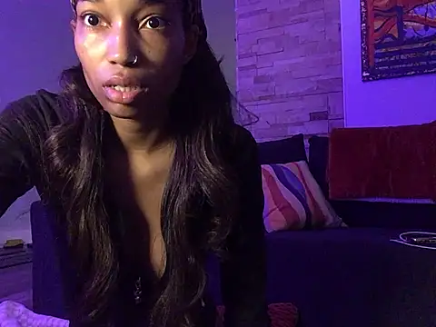 LunaBl00m online show from 03/23/26, 03:28