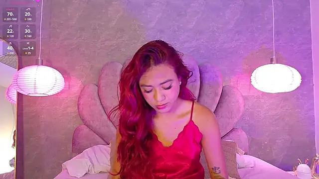 Bella-Sanders online show from 07/15/26, 11:17