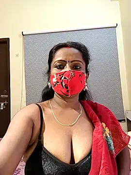 misti-boudii online show from 04/24/26, 12:34