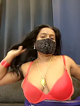 Snapshot of misti-boudii chatting on 04/06/26, 04:46 misti-boudii online show from 04/06/26, 04:46