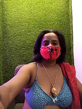 Snapshot of misti-boudii chatting on 04/14/26, 11:37 misti-boudii online show from 04/14/26, 11:37