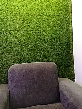 Snapshot of misti-boudii chatting on 04/13/26, 09:35 misti-boudii online show from 04/13/26, 09:35