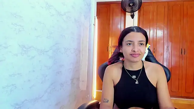 lizzie skinny online show from 05/11/26, 07:00