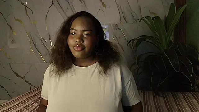sophie blake1 online show from 05/17/26, 12:05