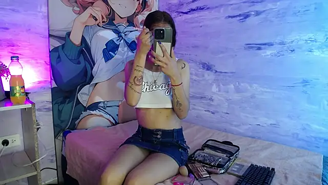 Siena Bouer online show from 04/25/26, 02:03
