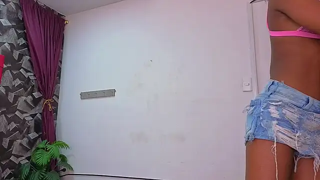 emmaalennox online show from 03/31/26, 08:22