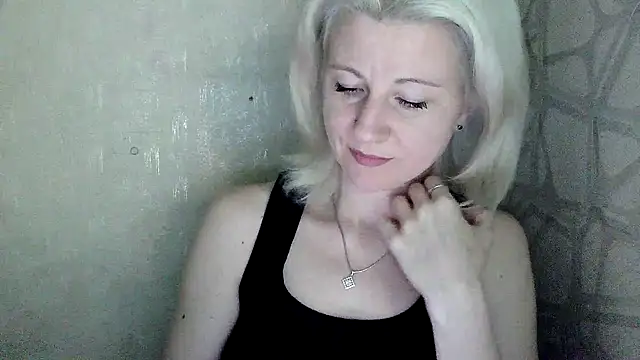 Katerina-Kissa online show from 05/27/26, 06:59