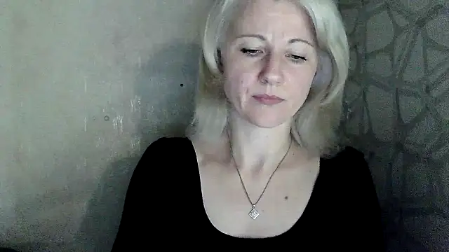 Katerina-Kissa online show from 04/23/26, 06:09