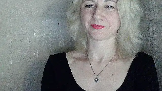 Katerina-Kissa online show from 04/16/26, 09:39