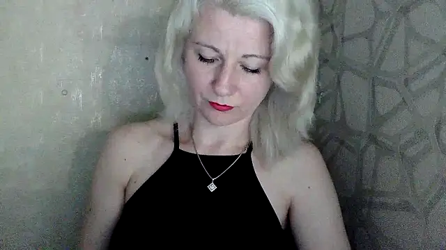 Katerina-Kissa online show from 05/23/26, 06:51