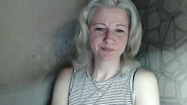 Katerina-Kissa online show from 05/19/26, 06:37