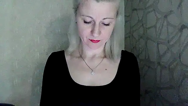 Katerina-Kissa online show from 05/04/26, 06:55