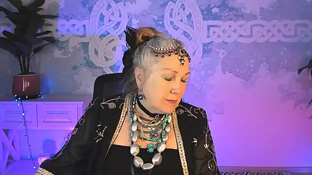 LilaMaharani online show from 04/24/26, 12:51